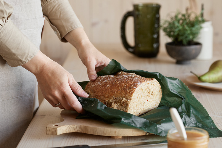 Bivoksduker erstatter både plastfolie, brødposer og matpapir!